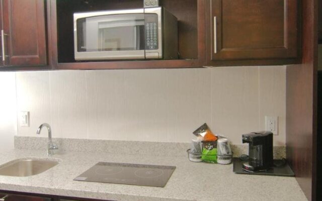 Paradise Inn and Suites - Redwater