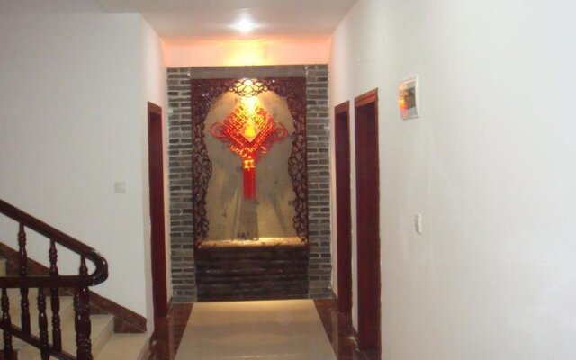 Shanshuiju Village Inn