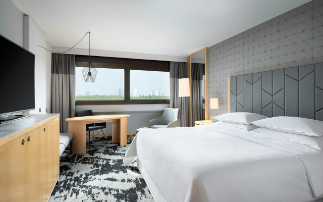 Sheraton Frankfurt Airport Hotel & Conference Center - Image 4