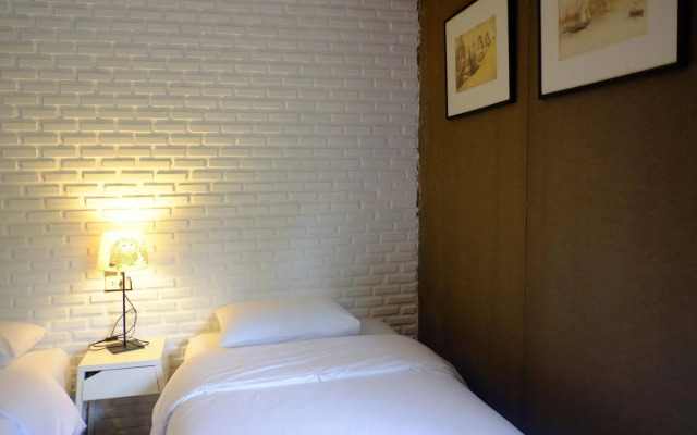 Nokhook House Trang - Hostel