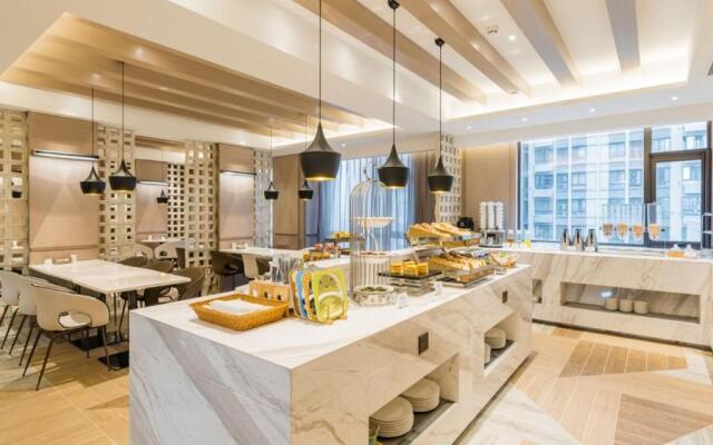 Atour Hotel Hefei South Railway Station