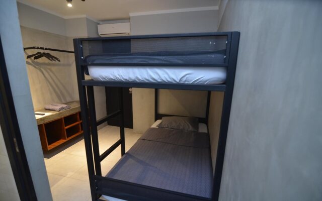Naraya house