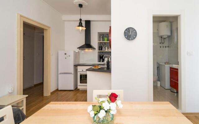 Apartment Dinka with terrace