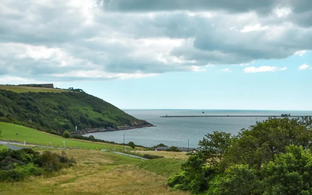 Shepherd's Hut at St Anne's - Costal Location