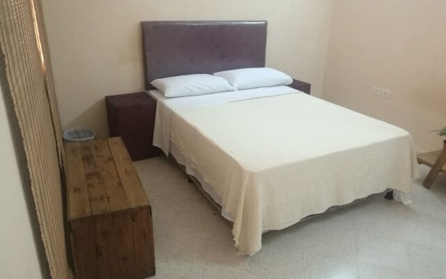 Hostal El Farol