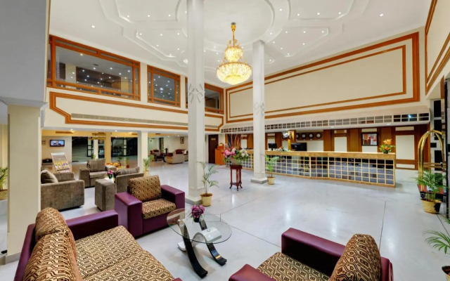 SRM Hotel Maraimalai Nagar