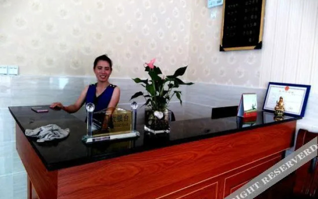Lizhen Hotel, Lixian County