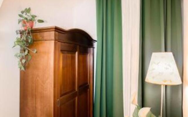 Quattro Cantoni R-Home