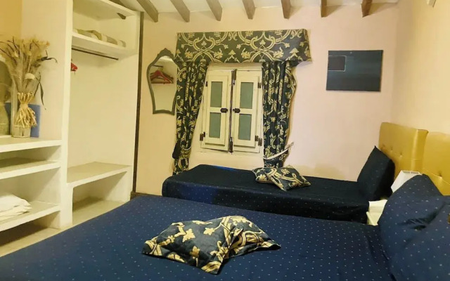 Pinoso/ubeda House With 6 Bedrooms