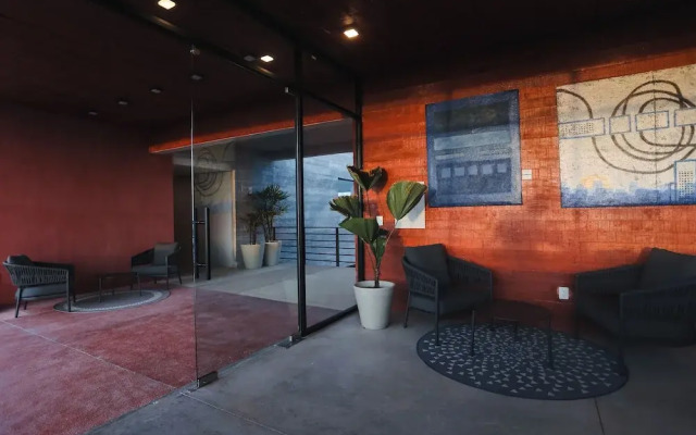 Everglades Suites