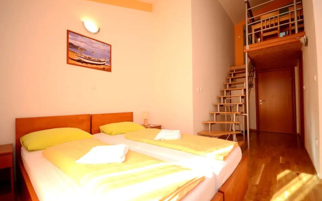 A6 - apt With 2 Balconies, 5 min Walking to Beach