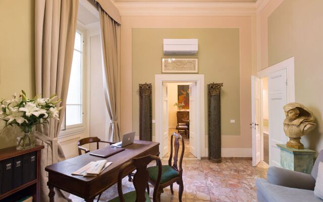 Cerretani Palace Luxury B&B