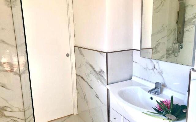 MB2 Apartment