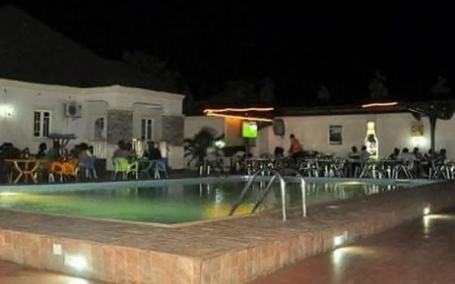 Helena Haven Hotels - Executive