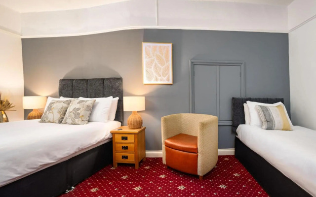 Boars Head Hotel
