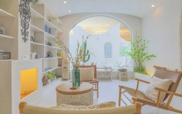 Shanghai change place homestay