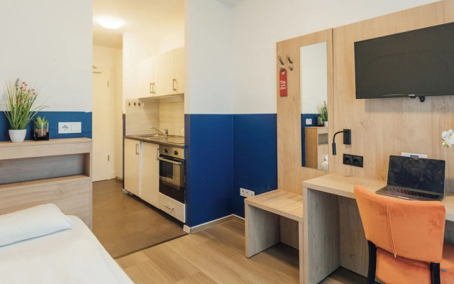 MYKY Hotel Boardinghouse