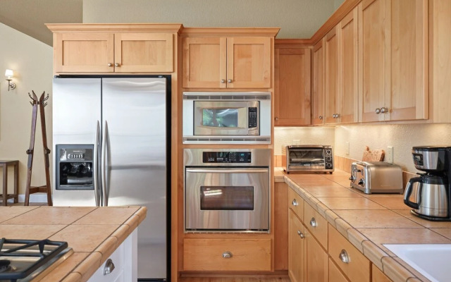 Big Wren 3 Bedroom Home By Redawning