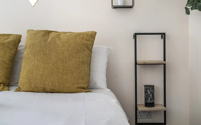 Leicester - Apartment - Sleeps 6 - 97ws
