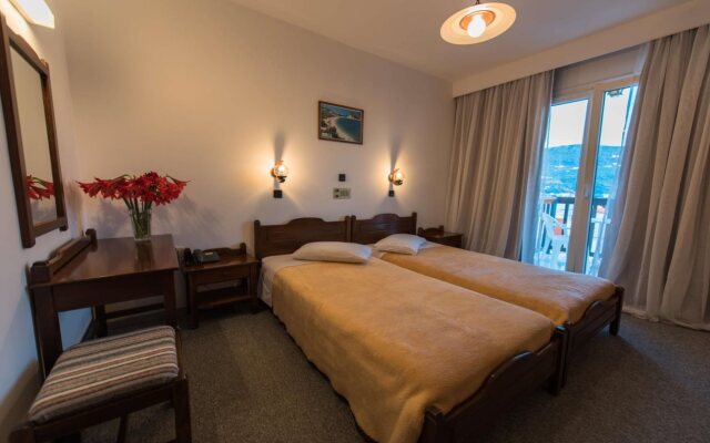Anthousa Hotel