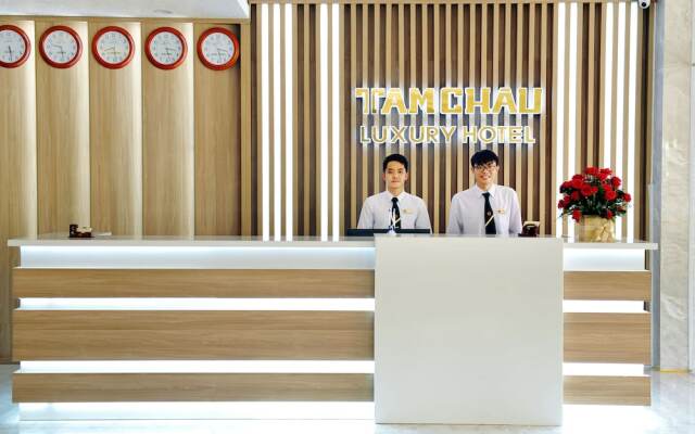 Tam Chau Luxury Hotel