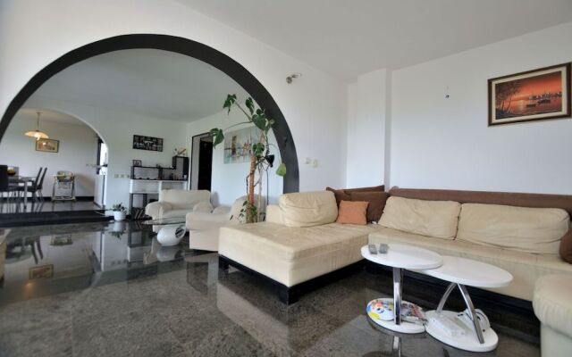 Villa Bregi
