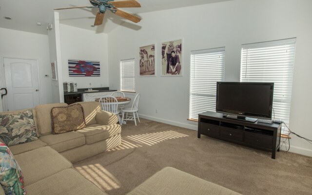 The Castle Destin - 4 Br Home