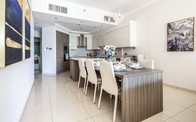 Warm & Spacious 2BR in The Famous Dubai Marina