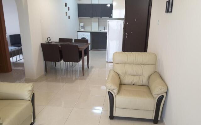 Lighthouse by the Sea Lovely 2Bdr Apartment