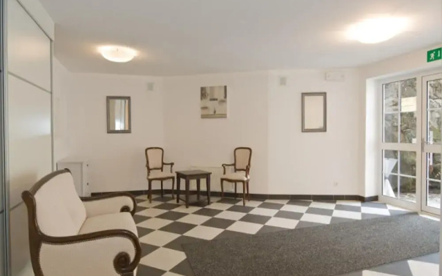 Apartment in Salzburg Near Babylift Ski-lift