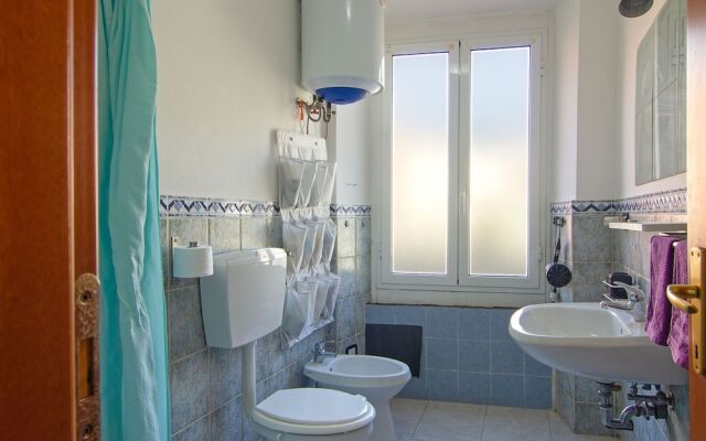 Homely Apartment in Genova with Sea nearby