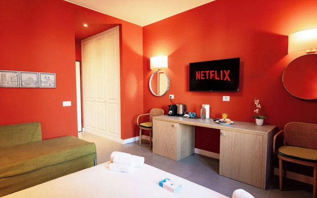 SGS Suite Lake Como