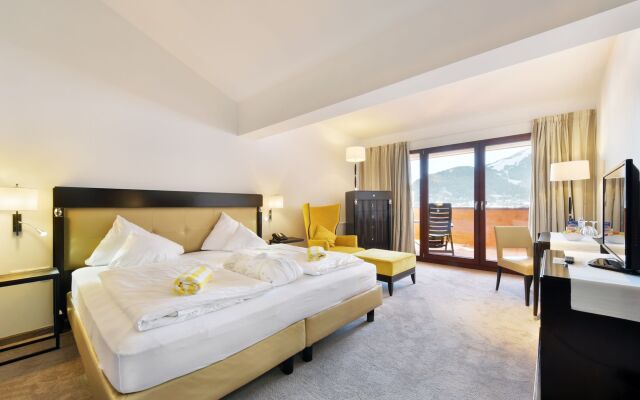 Mountains Hotel
