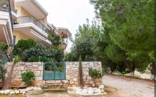 Sea view maisonette near Nafplio!1' drive to beach