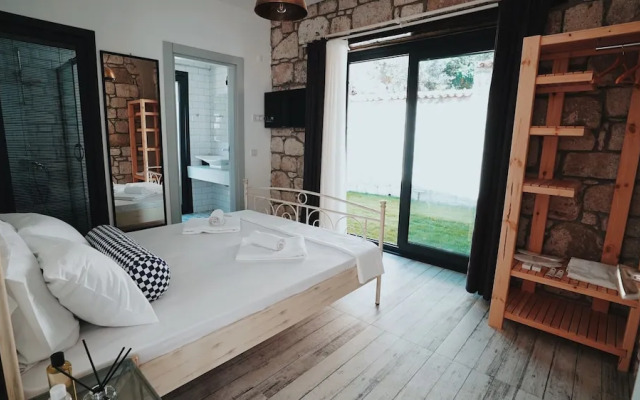 Alaçatı Limonaia Hotel