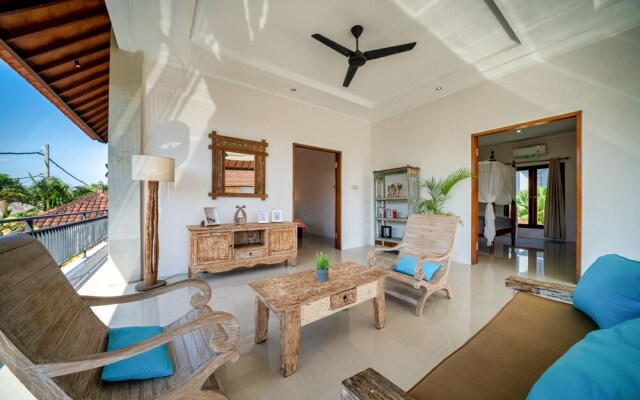 AV Villa Devina