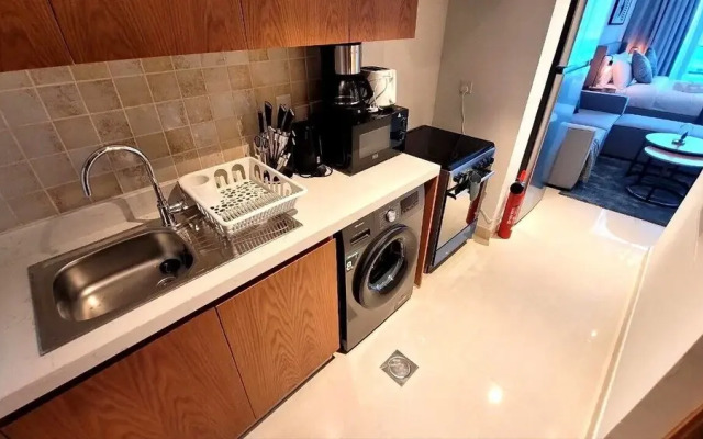 Pristine Studio with Canal View - 703