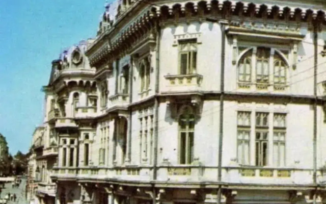 Glamour Ultracentral