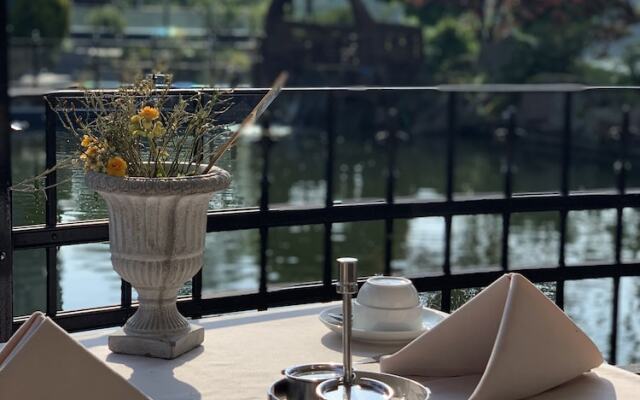 Seehotel Niedernberg - Das Dorf am See