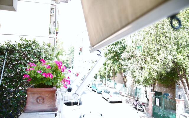 Vatican 6 Minutes From