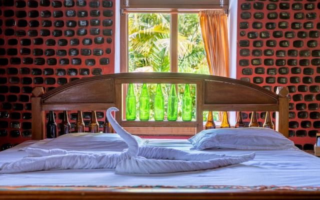 Palm Grove Eco Resort