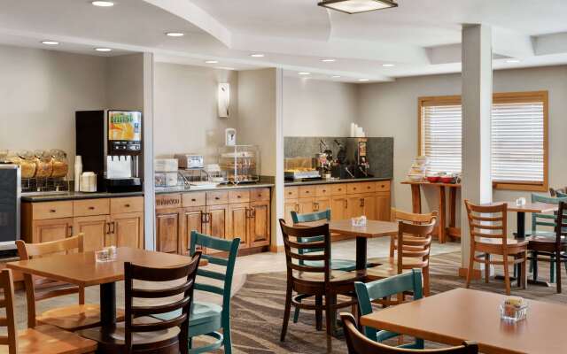 AmericInn by Wyndham Laramie Near University of Wyoming