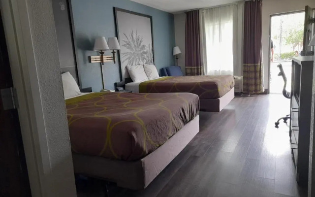 Super 8 Dania/fort Lauderdale