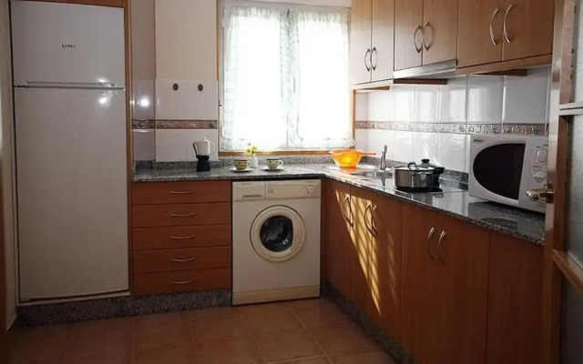 102896 -  Apartment in CorcubiÃ³n