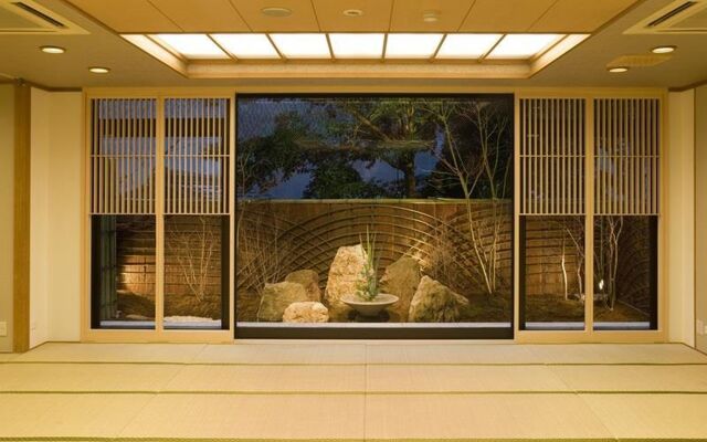 Ryokan Hirashin