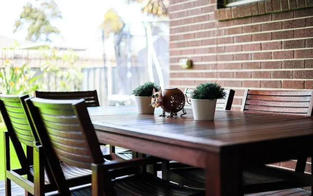 StayAU Spacious Stay Point Cook