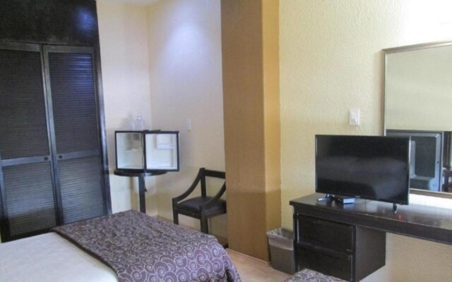 OYO Hotel Del Parque