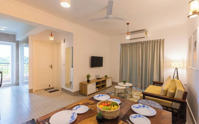 Palm Retreat 1BHK Pool & Field Views