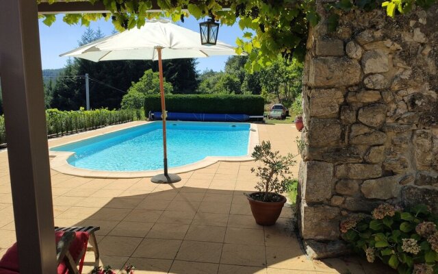 Beautifully Restored House on a Large Property With a Private Swimming Pool