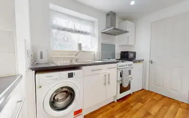 Beautiful 2-bed Apartment in Stanford-le-hope